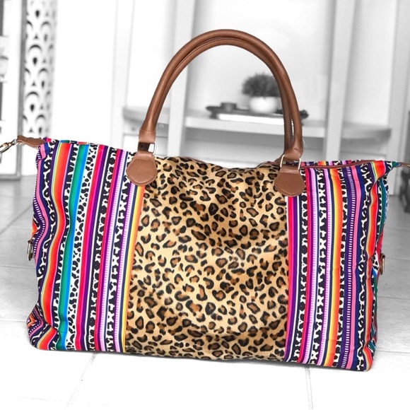 New! Sale 🔥 XL Huge Leopard Stripe Cow Travel Duffel Bag Overnight - Picture 2 of 7